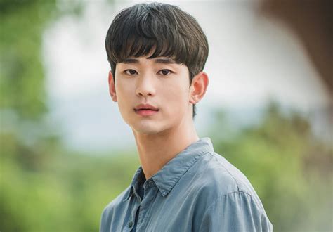 김수현 드라마, 그의 연기는 왜 이렇게 매력적인가?